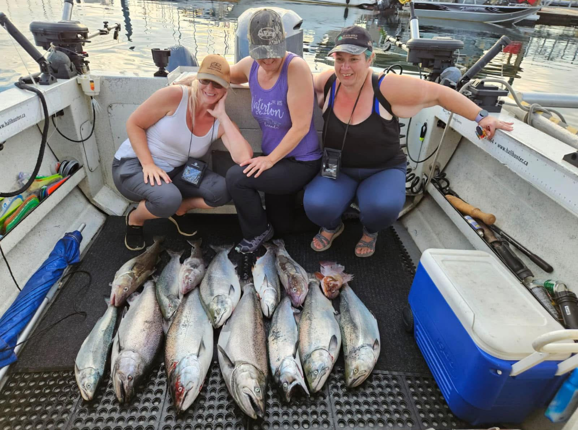 Fishing charter photo